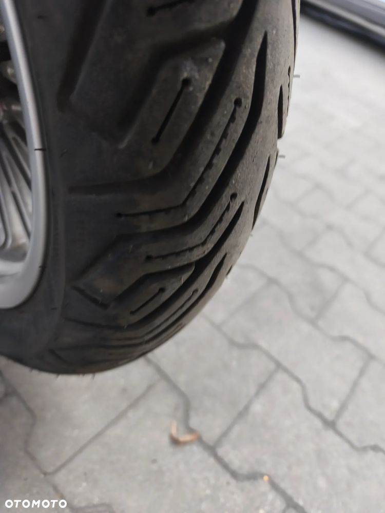 Piaggio Beverly - 27