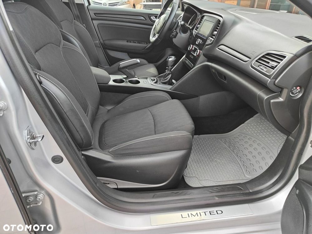Renault Megane ENERGY TCe 130 LIMITED - 19