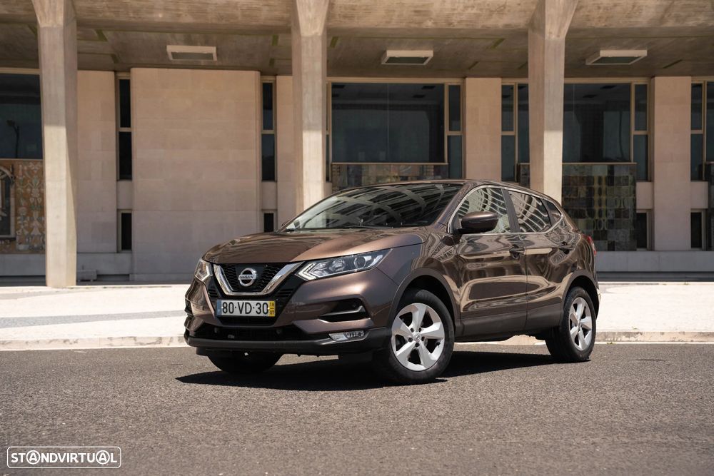 Nissan Qashqai 1.5 dCi N-Connecta Business - 1