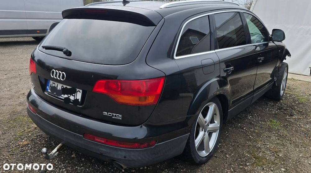 Audi Q7 3.0 TDI DPF quattro tiptronic - 11