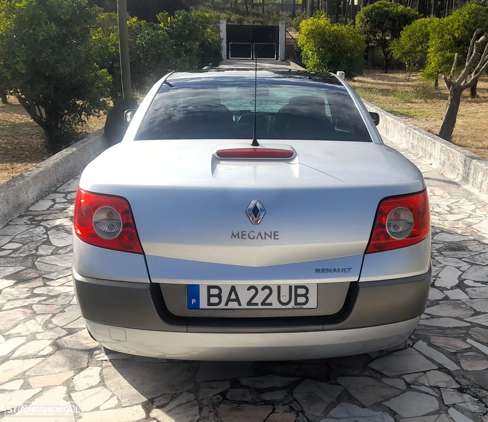 Renault Mégane CC 1.9 dCi FAP Privilege - 17