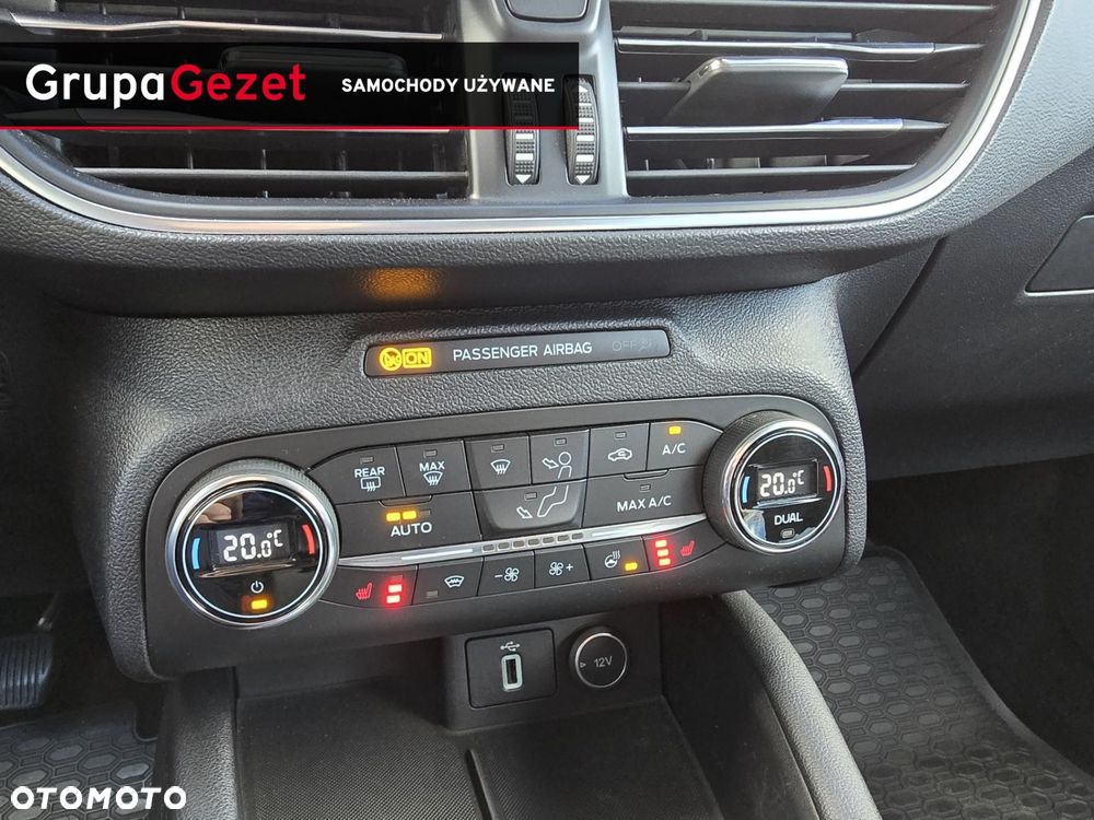Ford Focus - 25