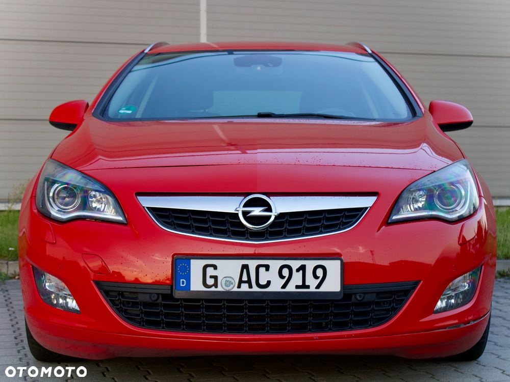 Opel Astra 1.6 Turbo Edition Sport - 2