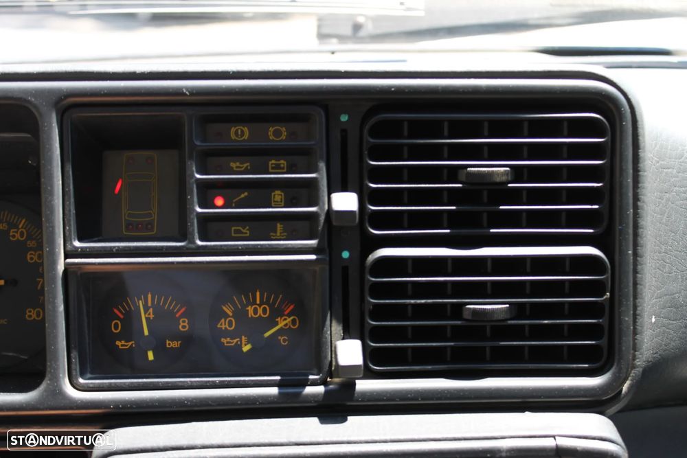 Lancia Delta 1.6 HF Turbo - 29