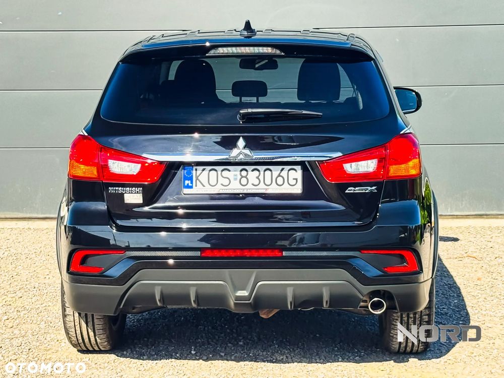 Mitsubishi ASX 1.6 Intense Plus Navi Blue Edition - 8