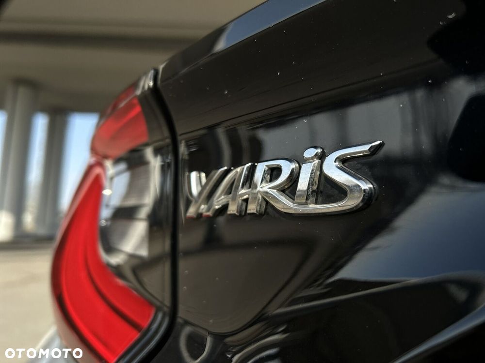 Toyota Yaris Hybrid 1.5 Executive - 12