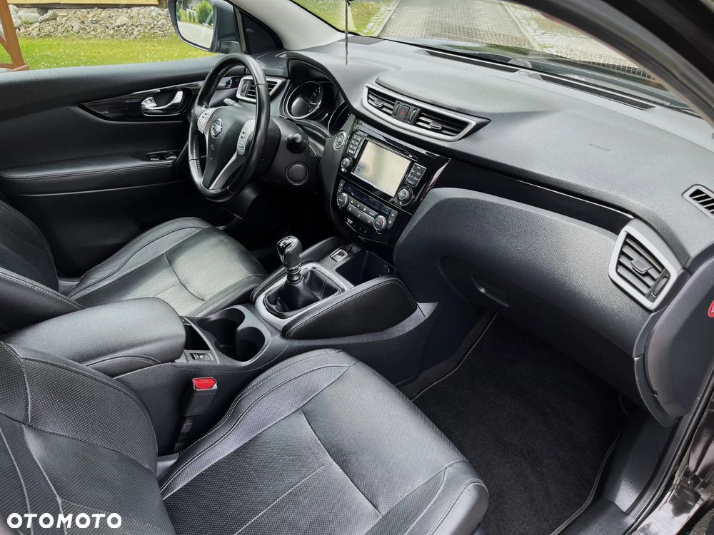 Nissan Qashqai 1.6 DIG-T TEKNA+ - 15