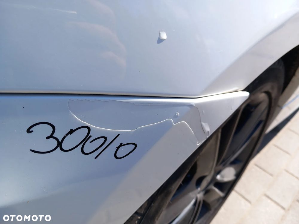 BMW E87 ZDERZAK TYLNY TYŁ KOLOR: 300 - 3