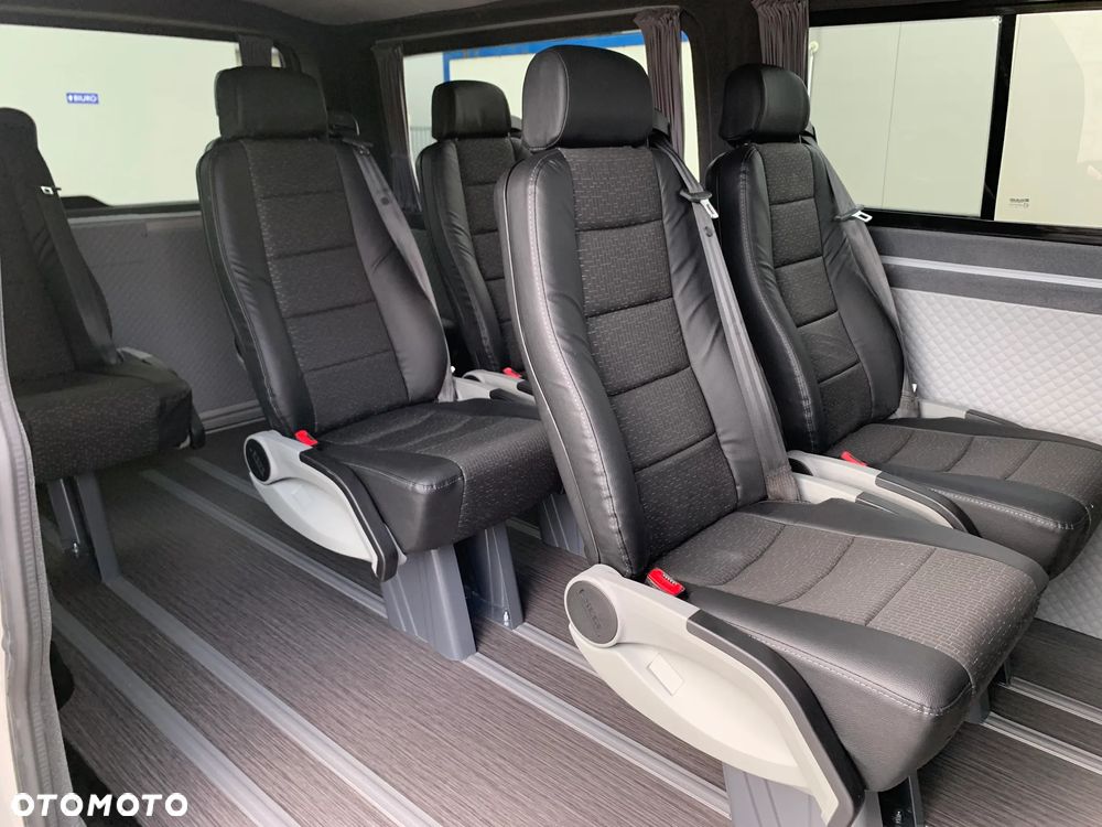 Volkswagen Transporter - 18