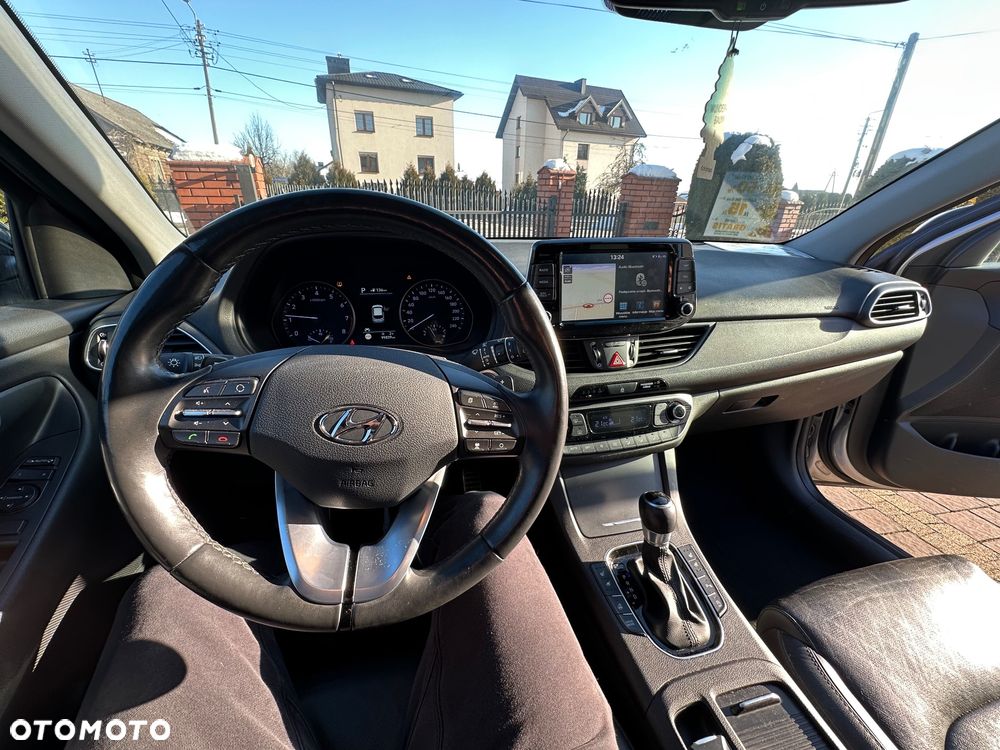 Hyundai i30 1.4 T-GDI DCT Premium - 16