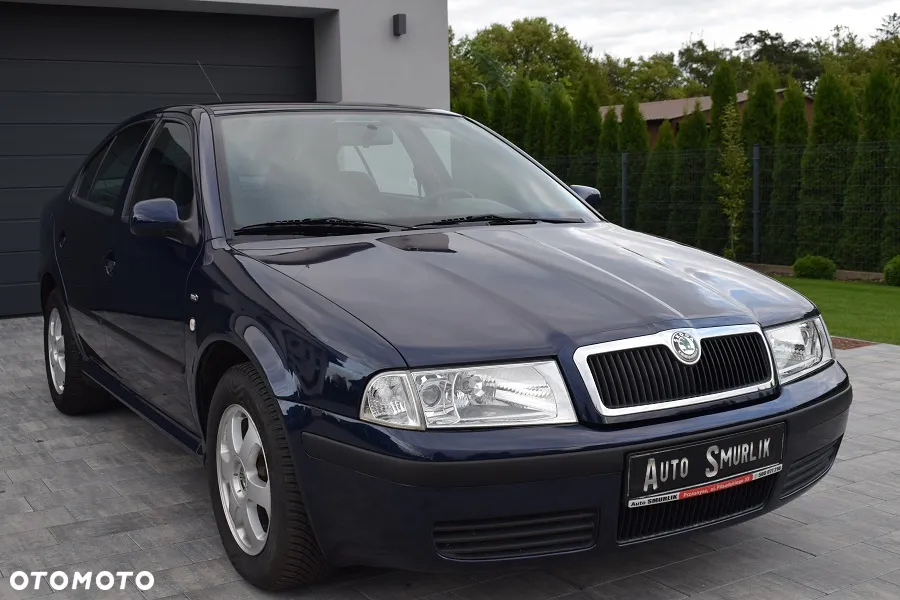 Skoda Octavia 2.0 Ambiente - 23