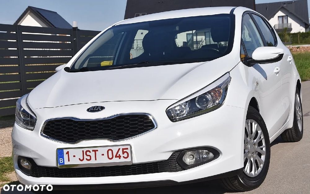 Kia Ceed - 1