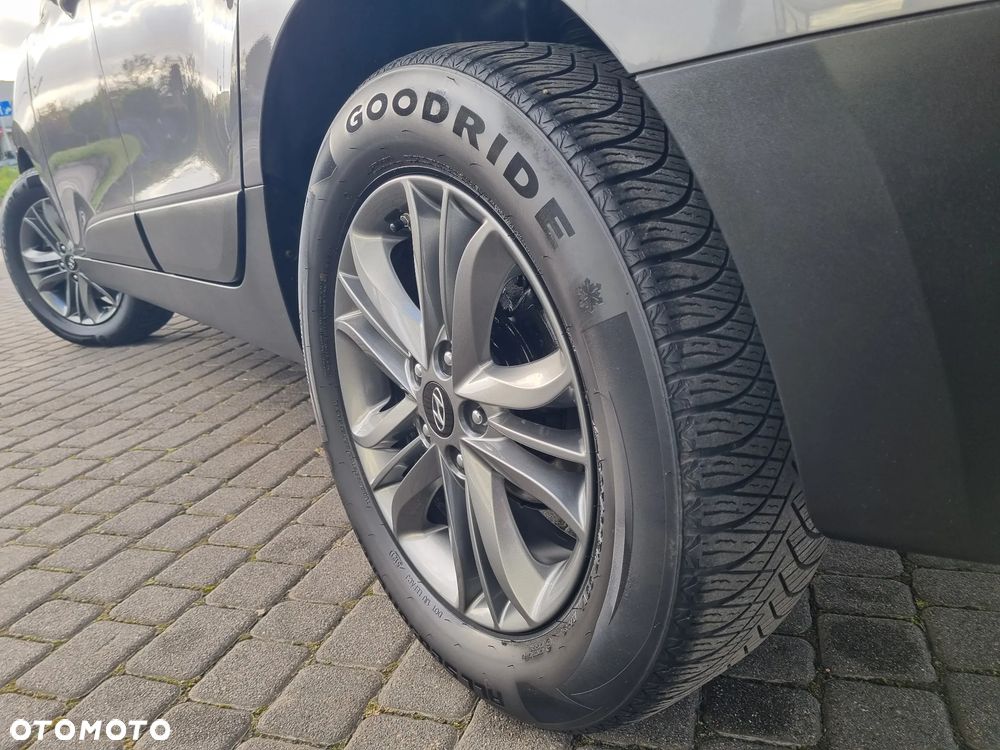 Hyundai ix35 1.6 2WD Fifa World Cup Edition - 30