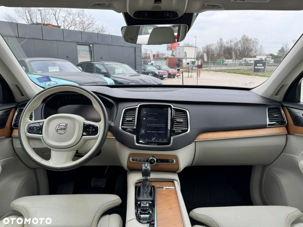 Volvo XC 90 T6 AWD Momentum 7os - 16