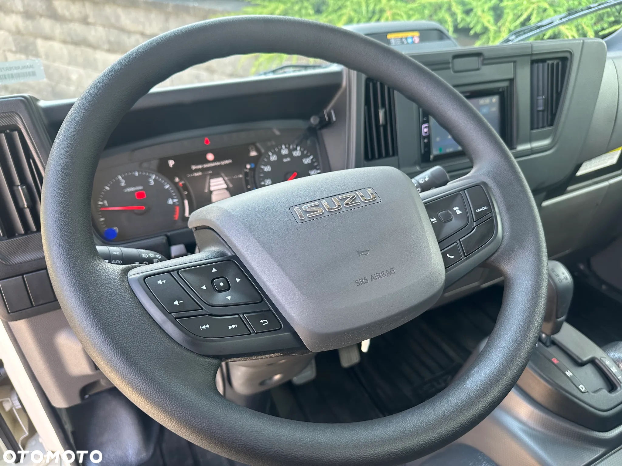 Isuzu M21 GENERATION 2 - 9