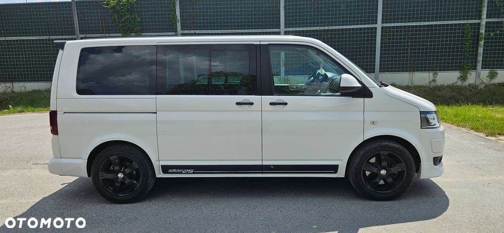 Volkswagen Multivan - 5