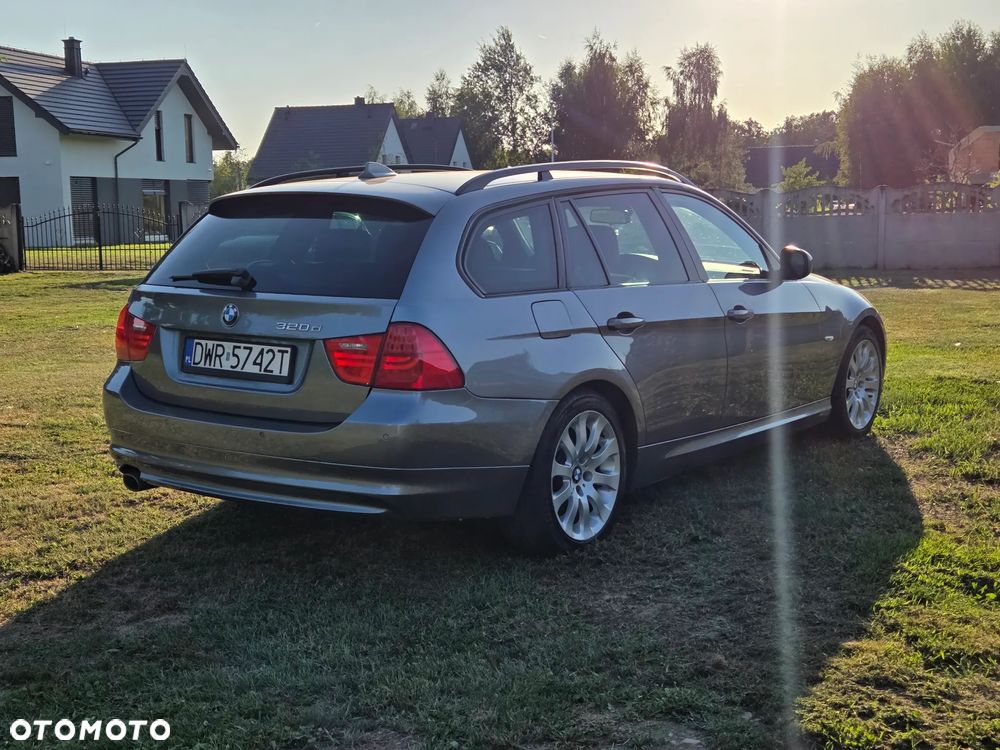 BMW Seria 3 320d DPF - 9