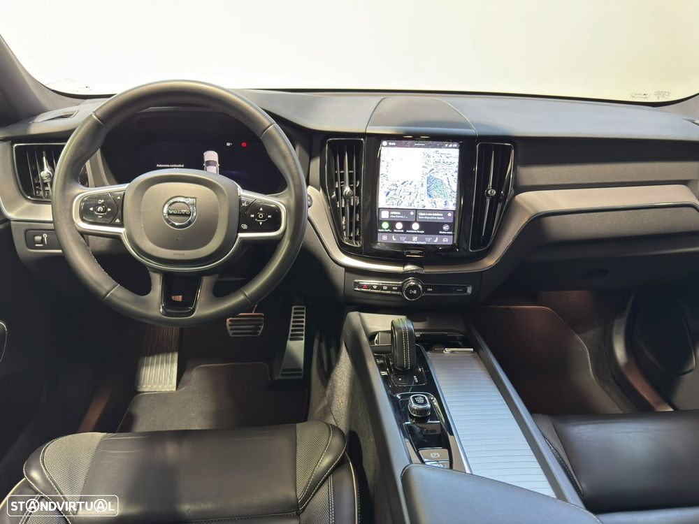 Volvo XC 60 2.0 B4 R-Design - 16