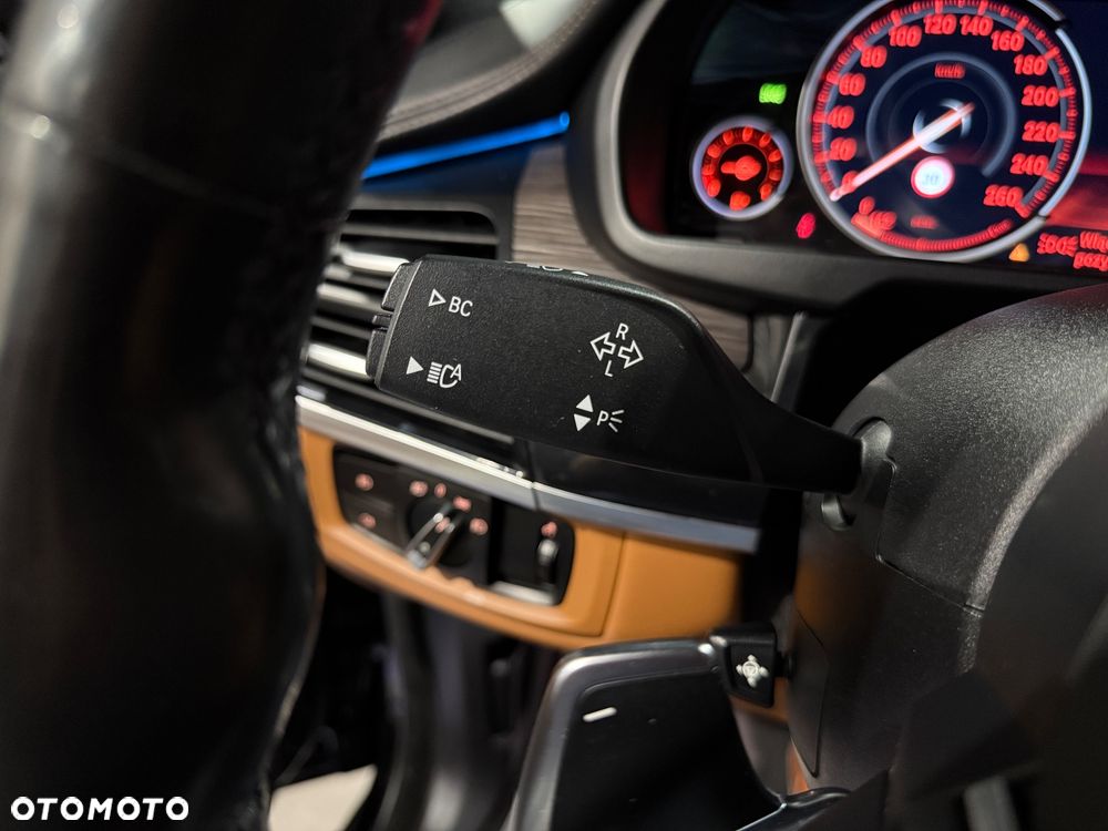 BMW X6M - 23