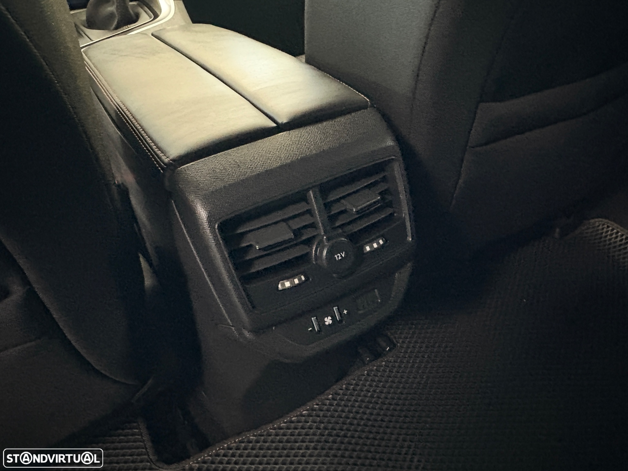 Peugeot 5008 1.6 HDi Allure J17 - 14