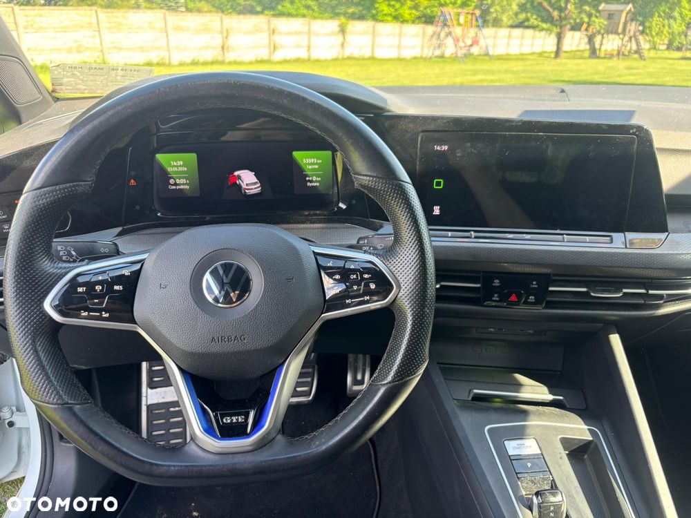 Volkswagen Golf - 16