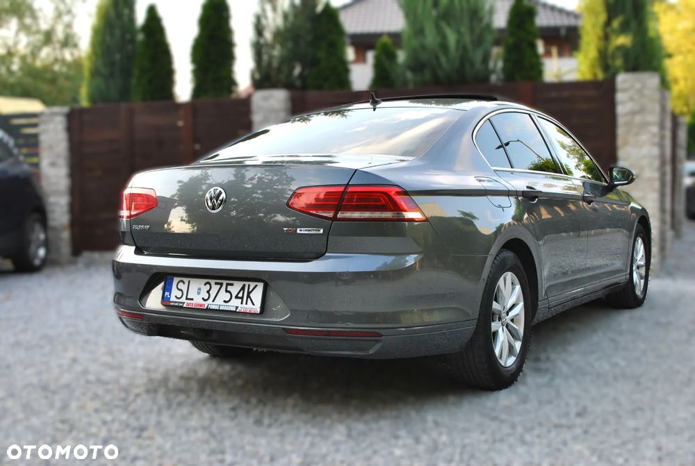 Volkswagen Passat - 6