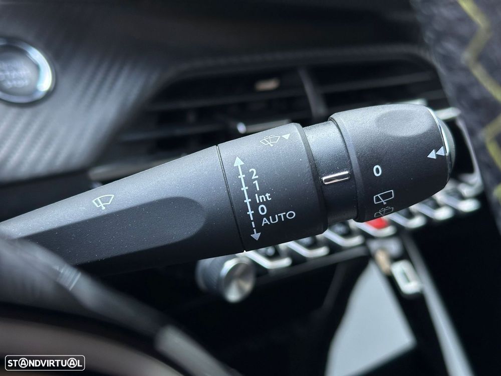 Peugeot e-208 50 kWh GT - 19