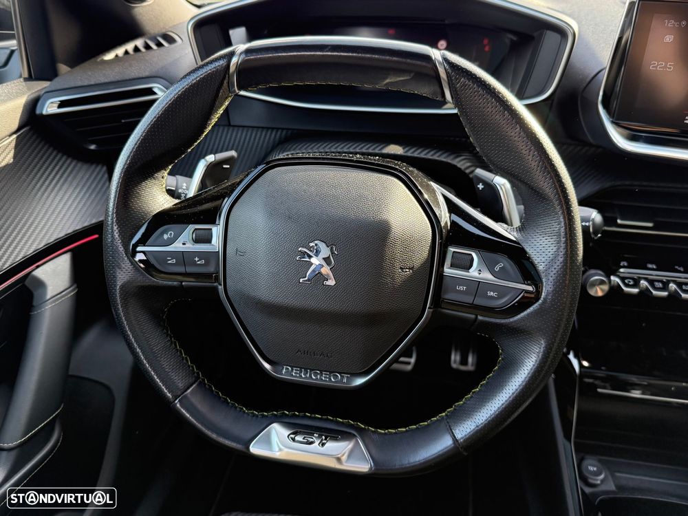 Peugeot 2008 1.2 PureTech GT Line EAT8 - 13