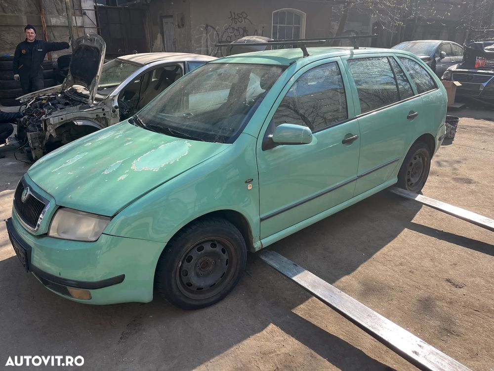 Dezmembrez Skoda Fabia 1 break verde 1,4 16v 2003 - 2