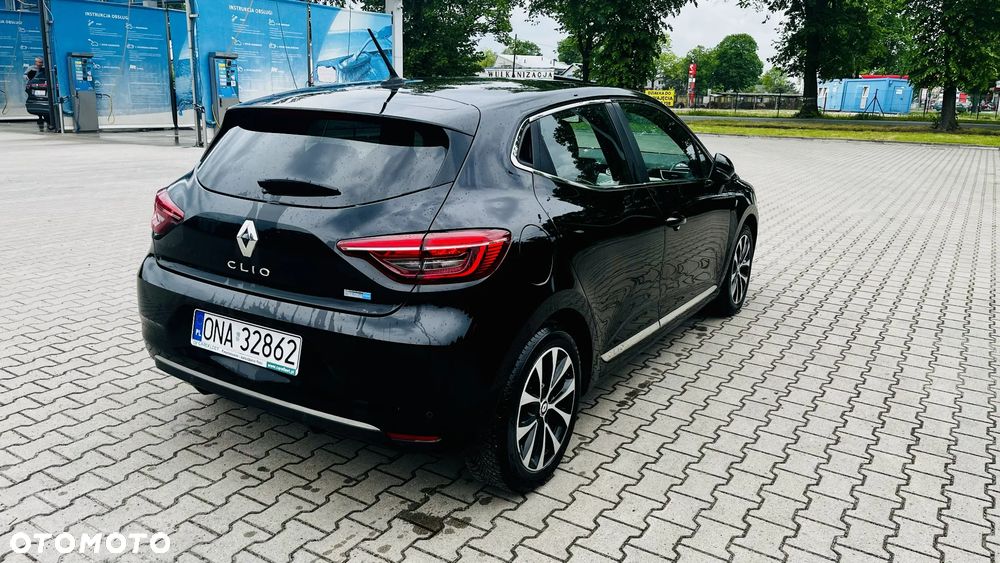 Renault Clio - 9