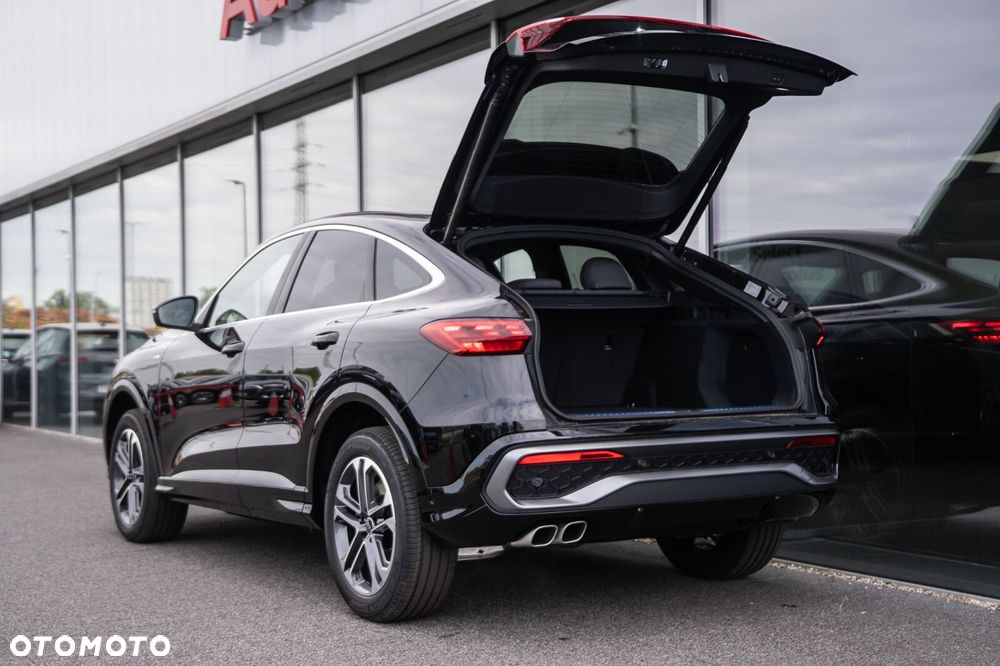 Audi Q5 Sportback - 8