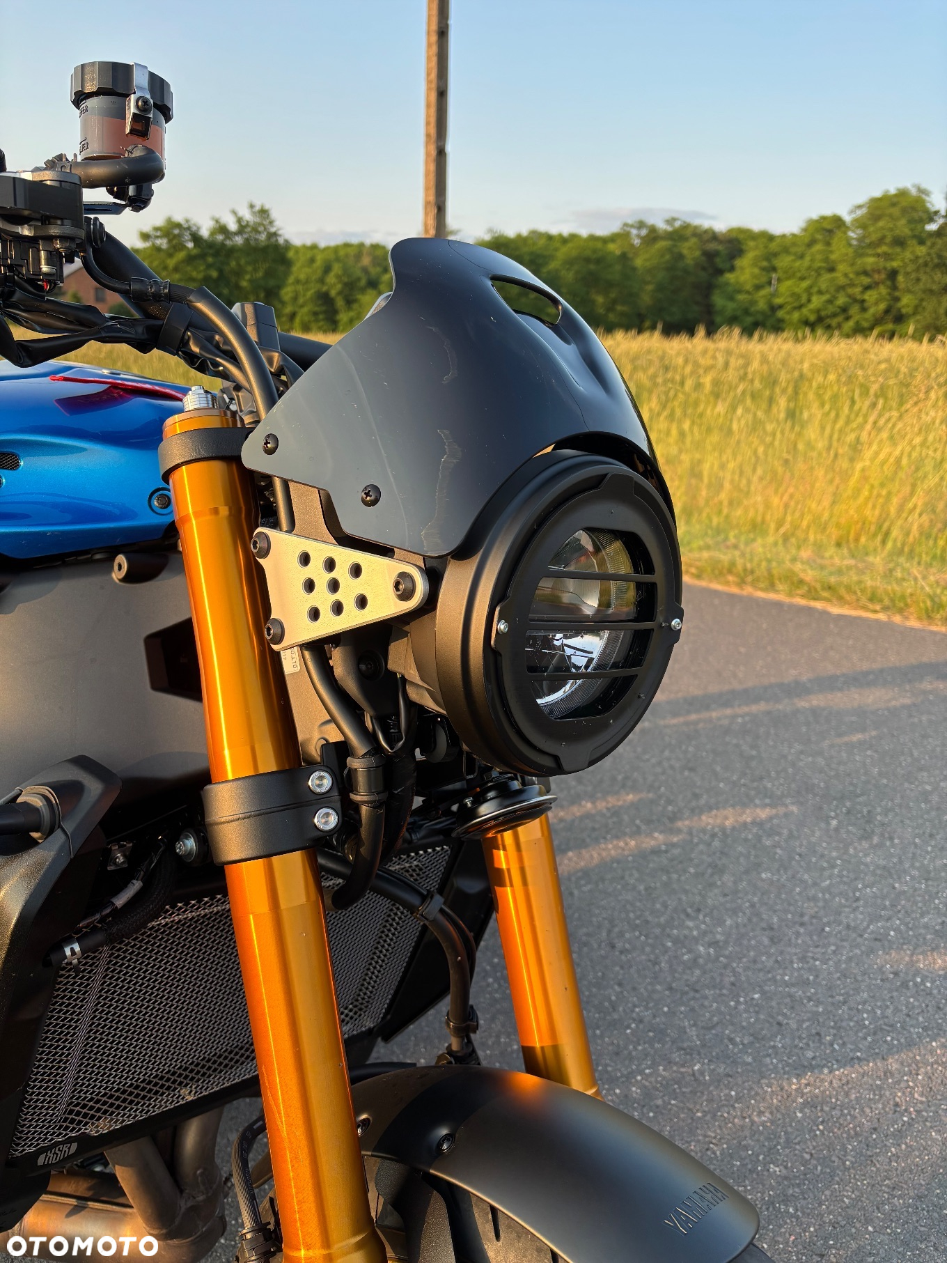 Yamaha XSR - 18