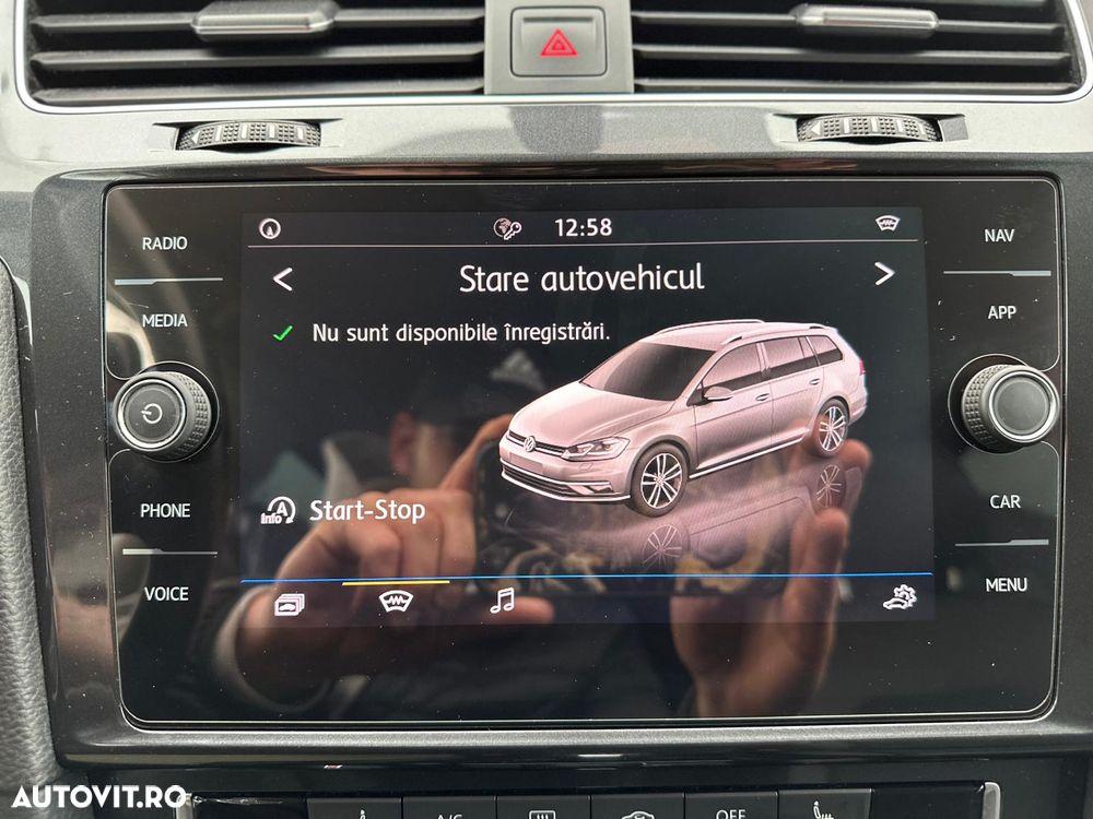 Volkswagen Golf Variant 2.0 TDI SCR 4Motion DSG Highline - 24