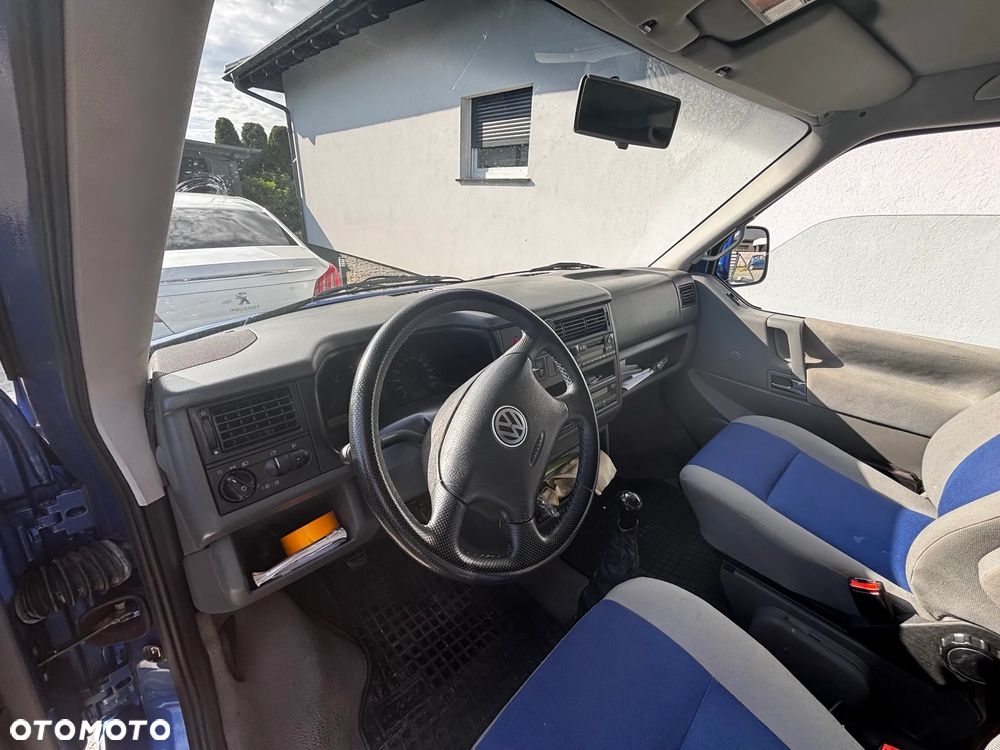 Volkswagen Multivan Standard - 12
