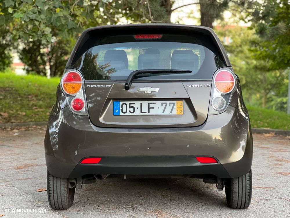 Chevrolet Spark 1.0 LS - 4