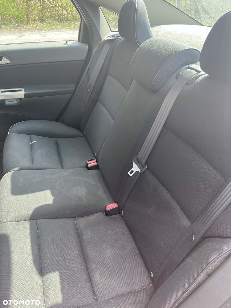 Volvo S40 2.0 - 6