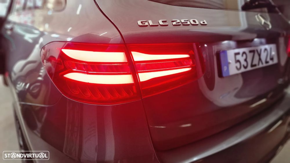 Mercedes-Benz GLC 250 d 4Matic 9G-TRONIC AMG Line - 15