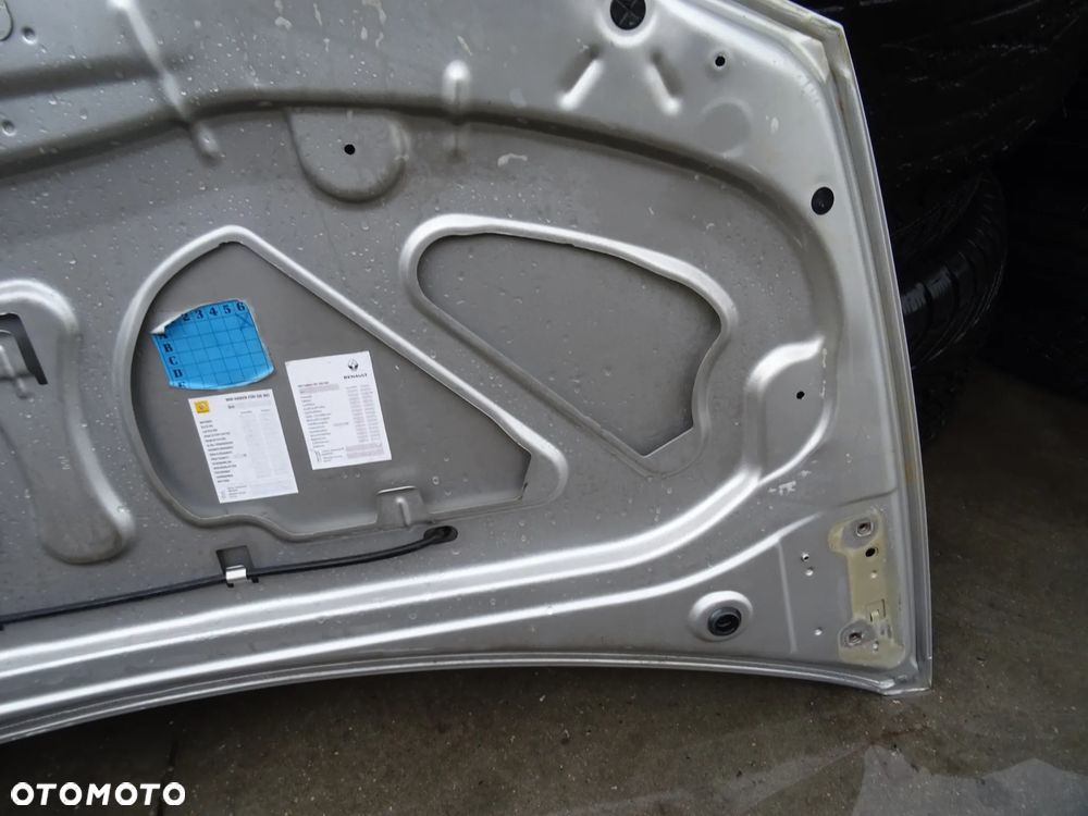 Maska Renault Clio III - 8