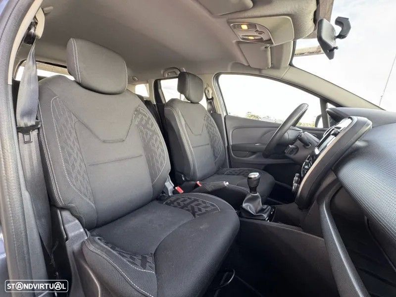 Renault Clio 0.9 TCe Limited - 26