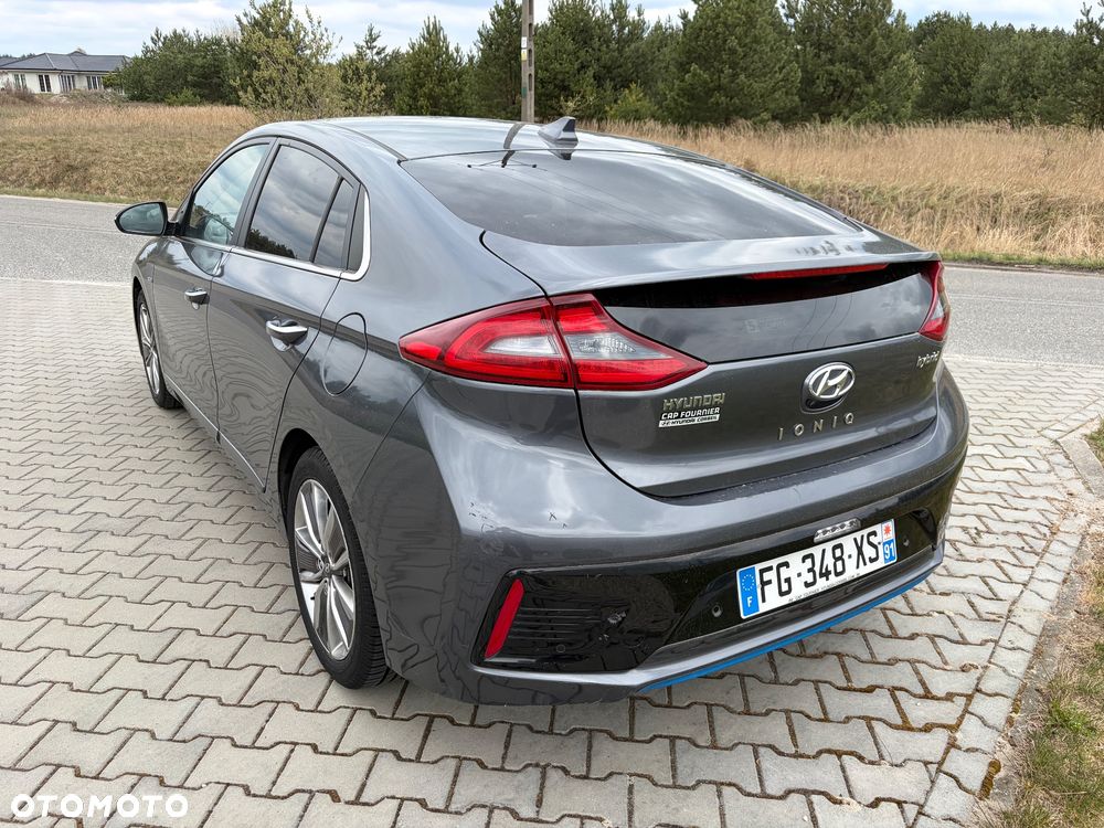 Hyundai IONIQ Hybrid Business - 7