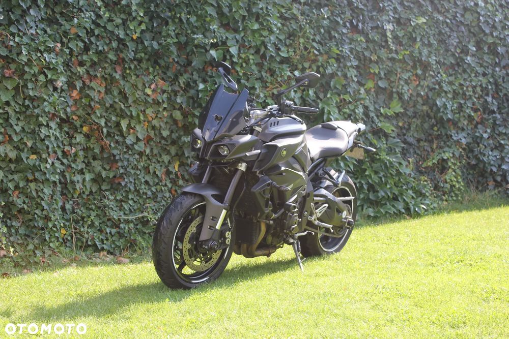 Yamaha MT - 1
