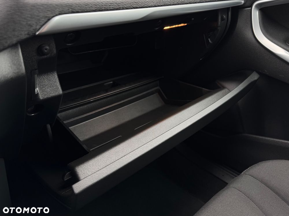 Volvo V40 T2 You - 26