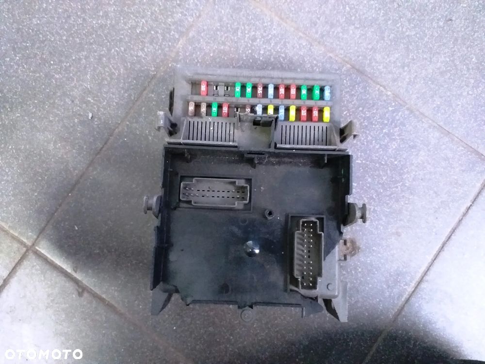 Moduł BSI Renault Laguna II 1.9 DCI	8200004201e - 1