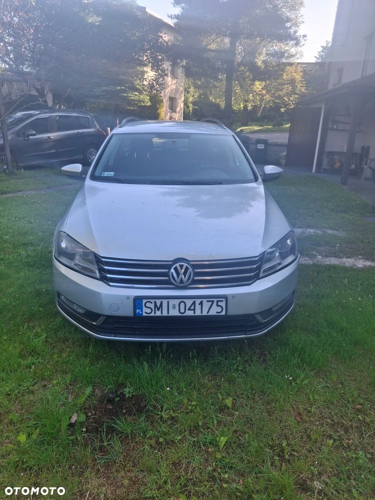 Volkswagen Passat - 8