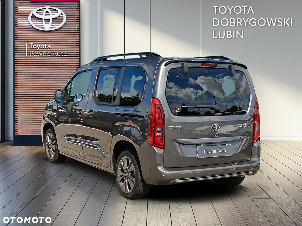 Toyota Proace City Verso 1.2 D-4T Family - 3