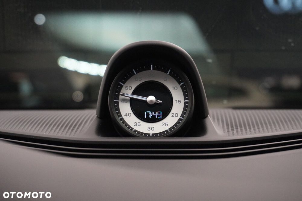 Porsche Taycan 105kWh 4S Performance Plus - 23