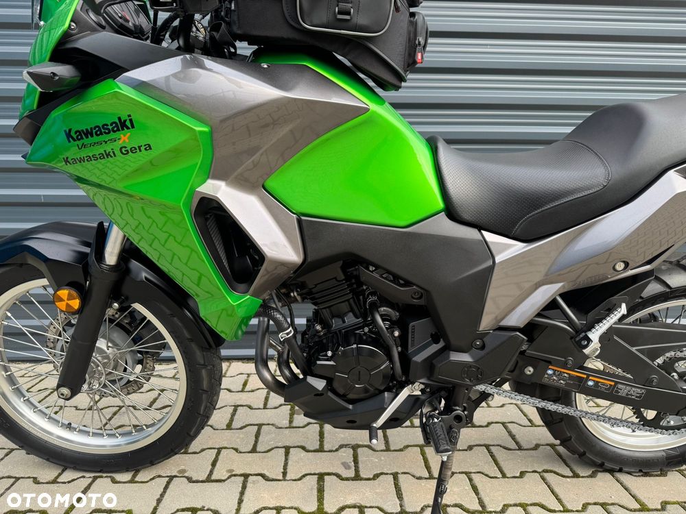 Kawasaki Versys-X 300 - 10