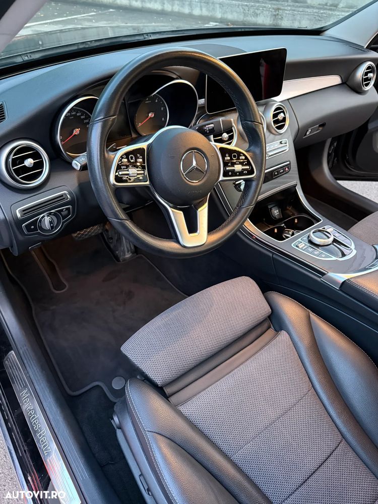 Mercedes-Benz C 220 d Aut - 9