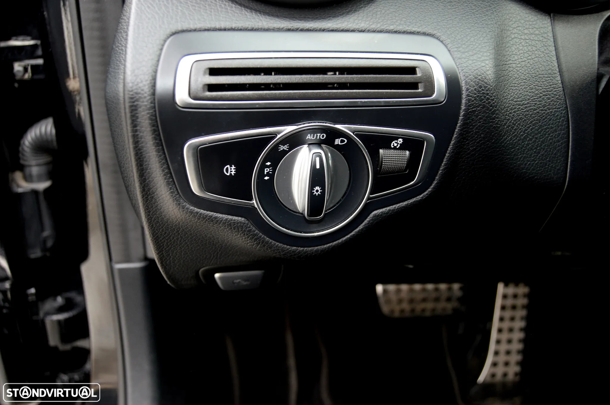 Mercedes-Benz C 220 d AMG Line - 14