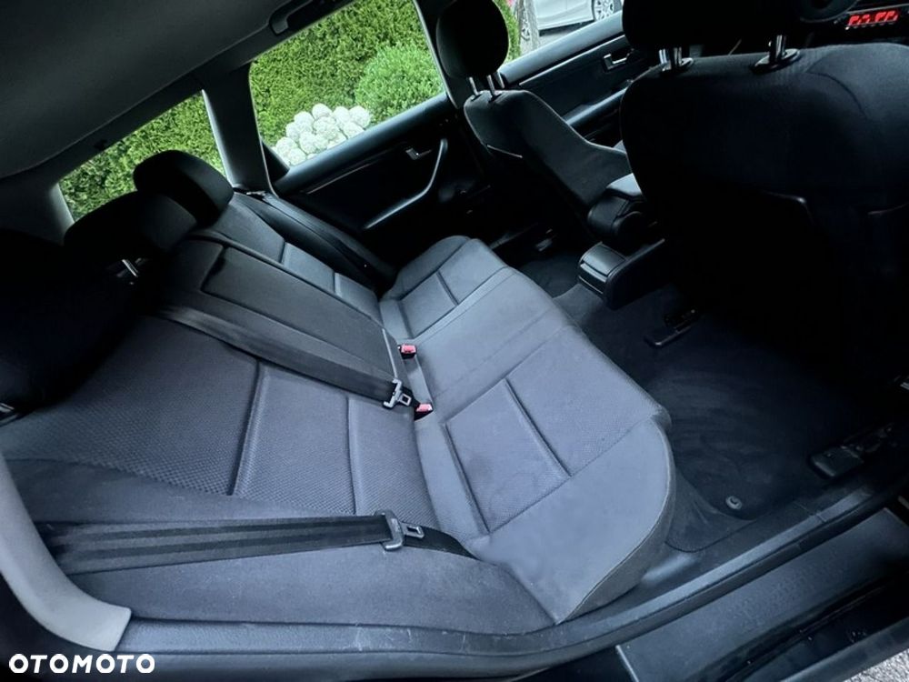 Audi A4 Avant - 12